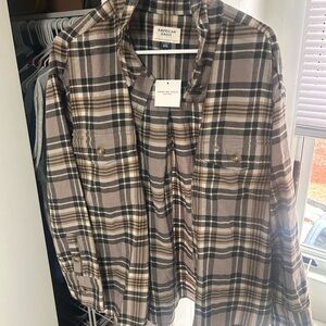 American Eagle Taupe & Black Plaid Flannel Shirt